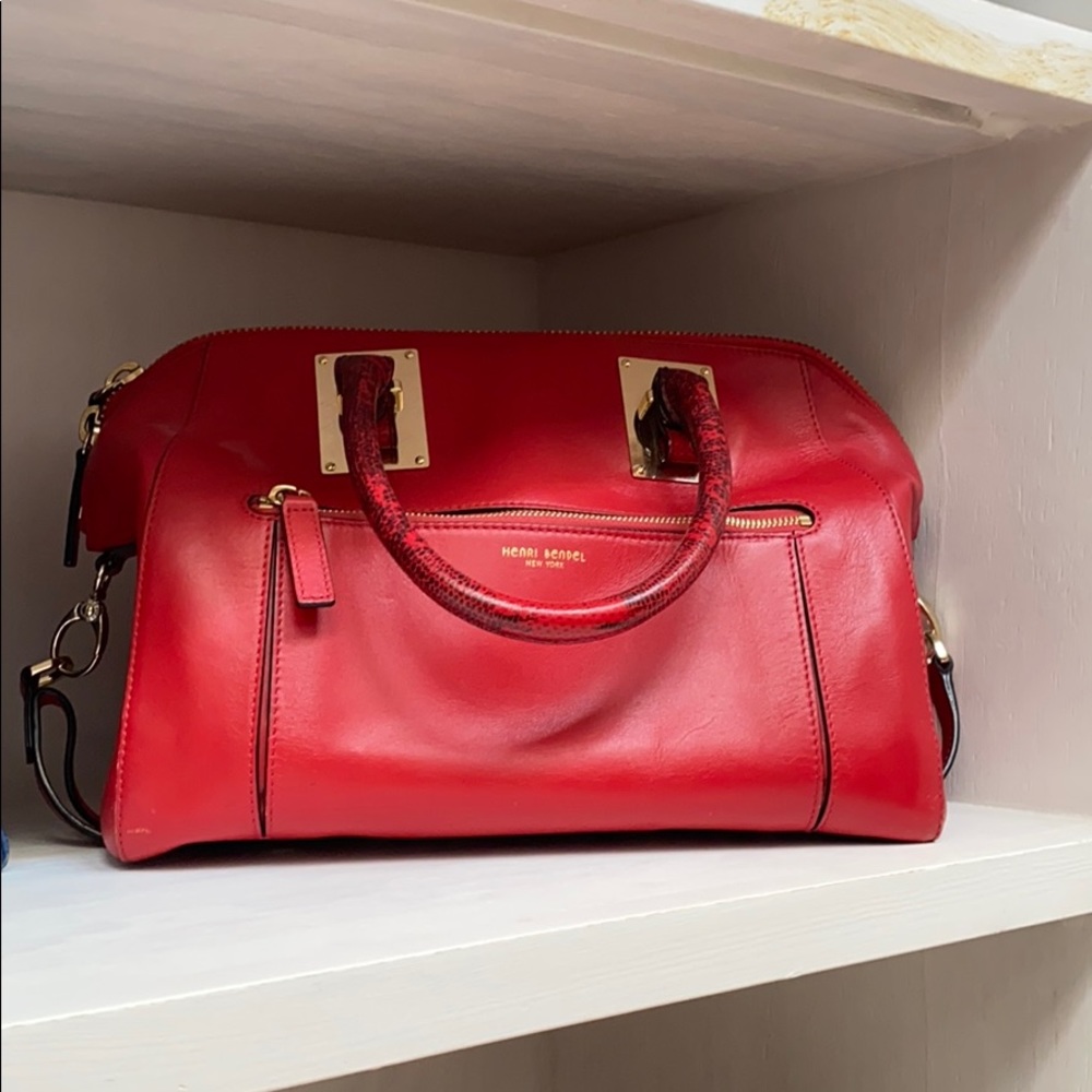Hendri Bendel NEW!!